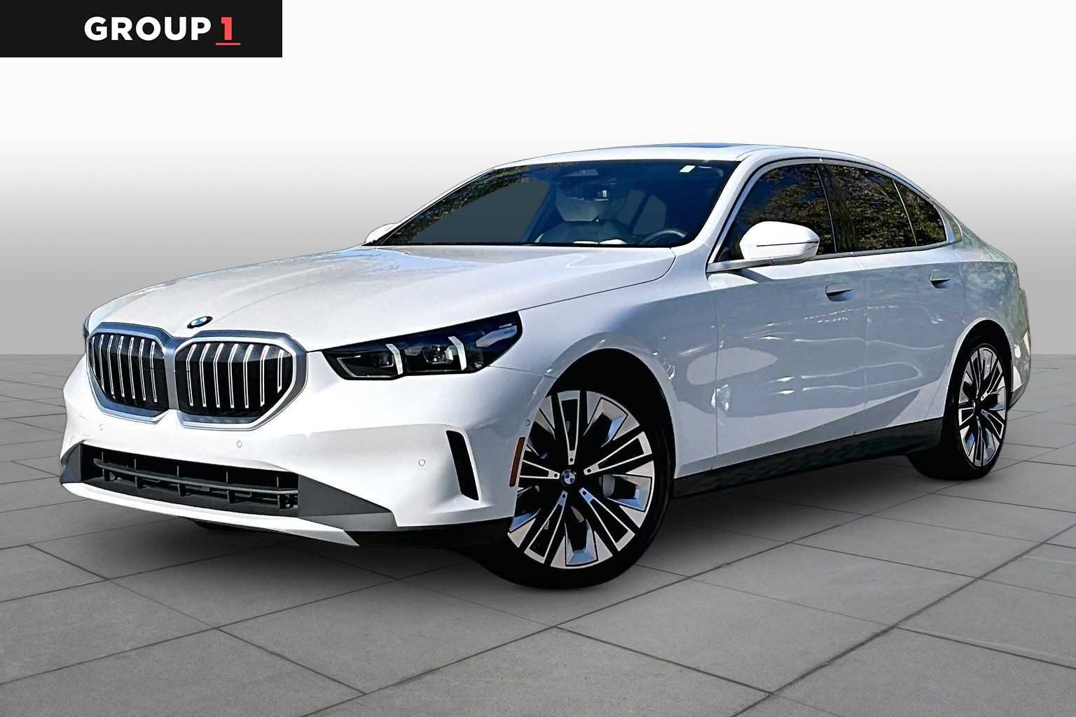 Certified Used 2025 Mineral White Metallic BMW 530i image 1