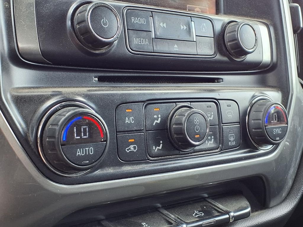 Used 2014 White Chevrolet LT image 19