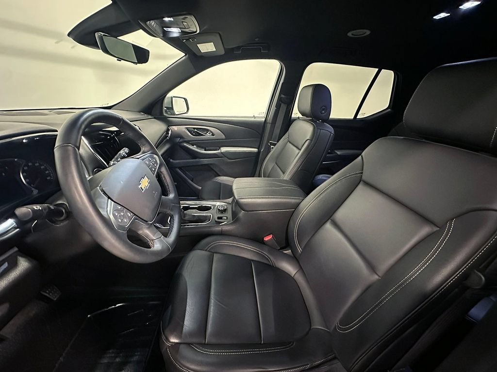 Used 2023 Sterling Gray Metallic Chevrolet LT Leather image 24