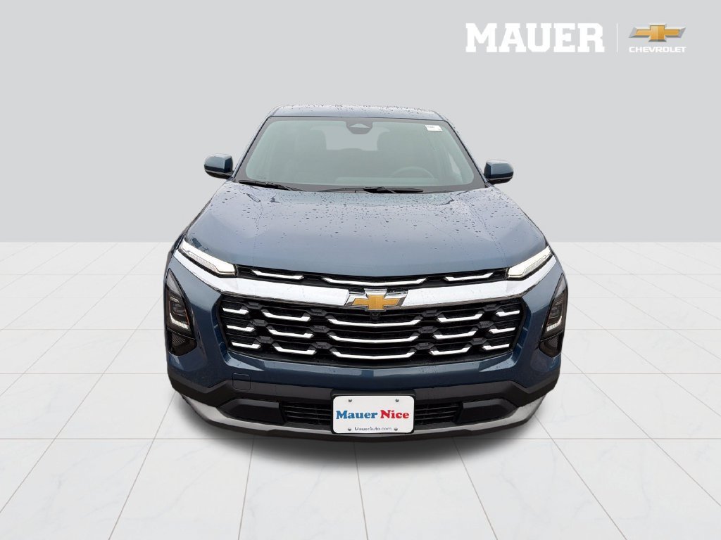 2027 Chevrolet Equinox LT - Photo 9