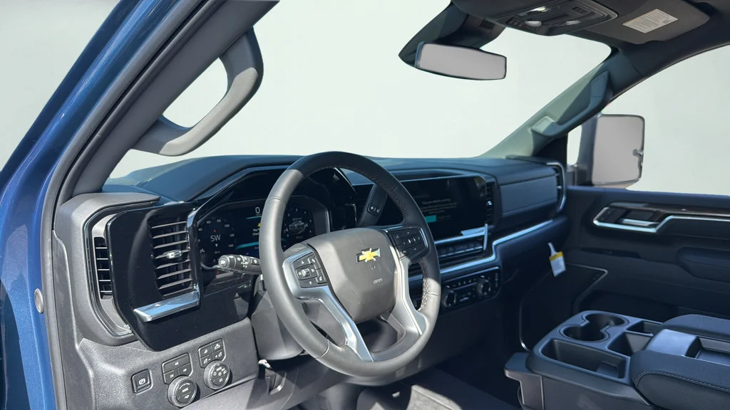 New 2026 Lakeshore Blue Metallic Chevrolet LT image 34