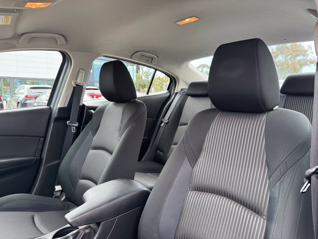 Used 2014 Meteor Gray Mazda i Touring image 16