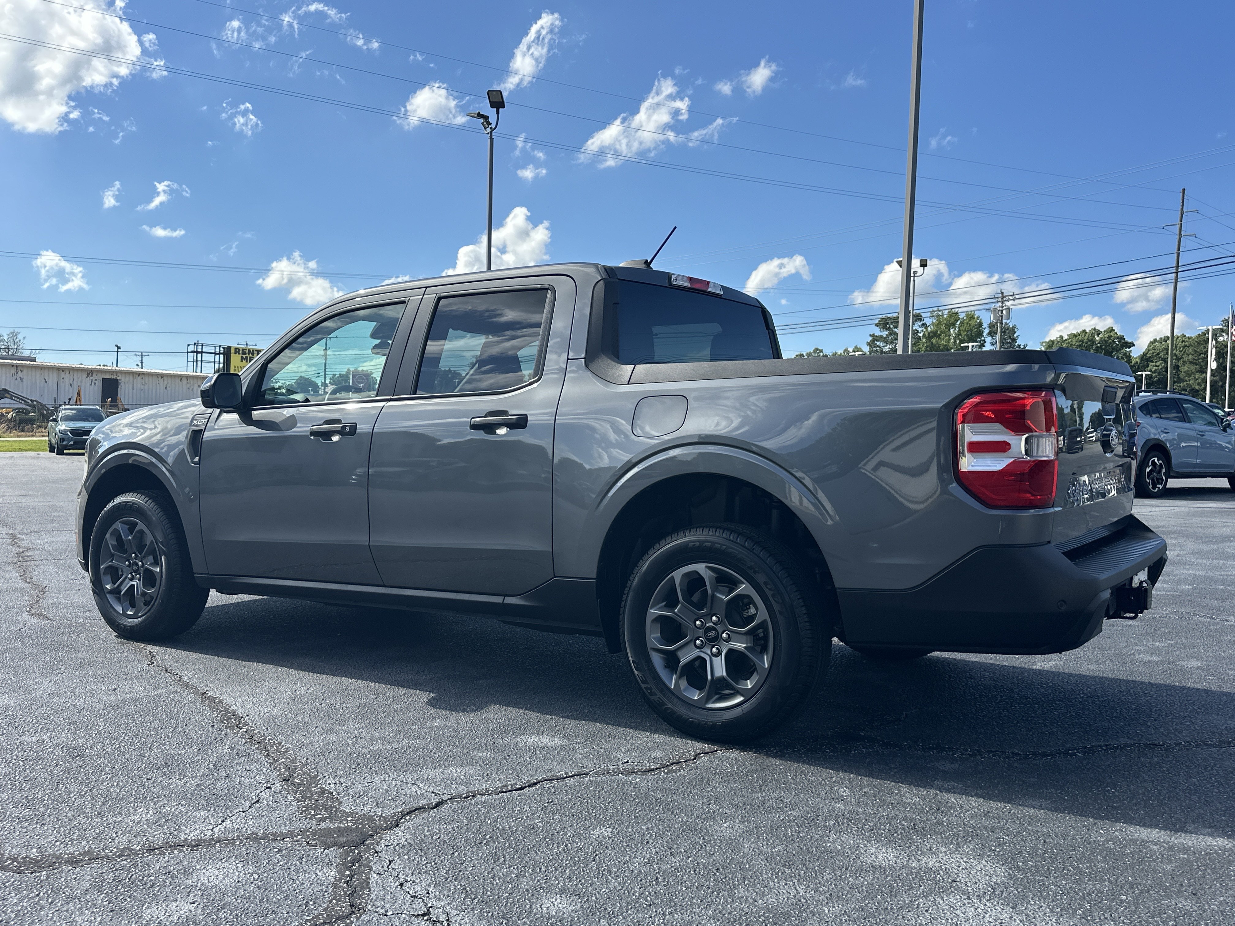 Used 2025 CARBONIZED GRAY Ford XLT image 6