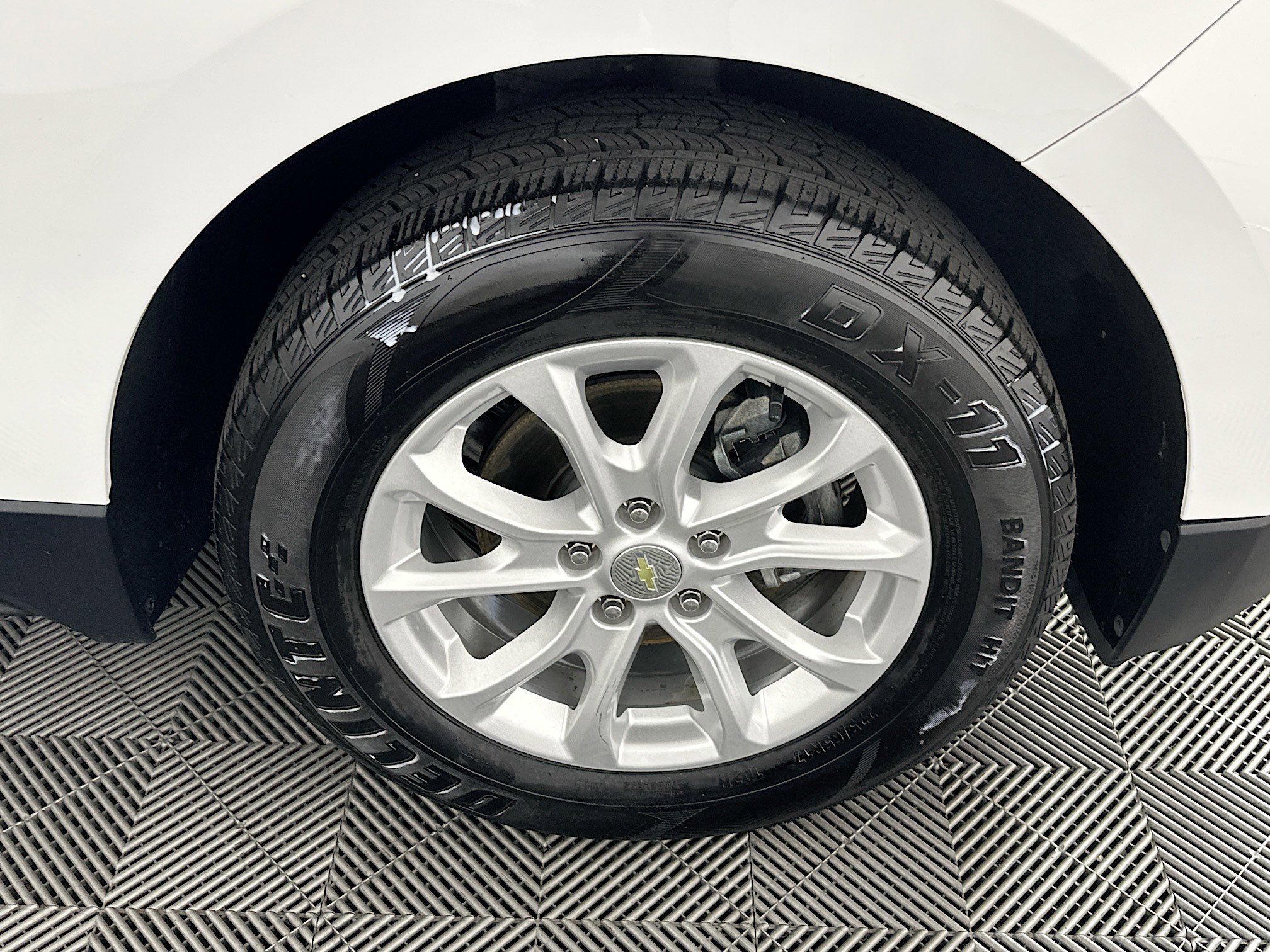 2020 Chevrolet Equinox 1FL - Photo 11