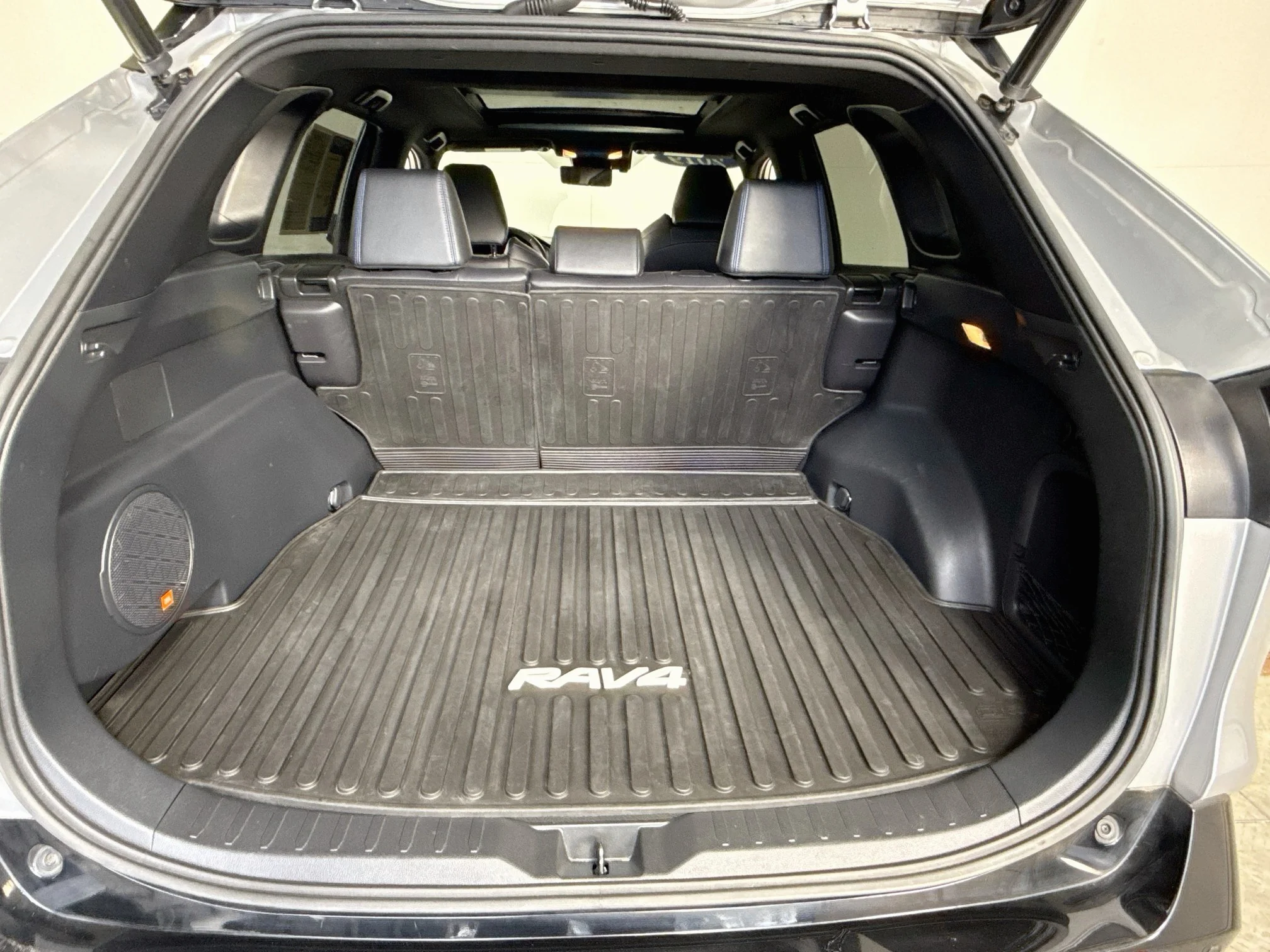 Used 2019 Silver Sky Metallic Toyota Hybrid XSE image 27