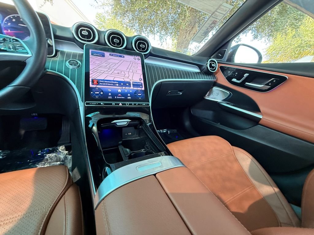 Used 2023  Mercedes-Benz C 300 image 15