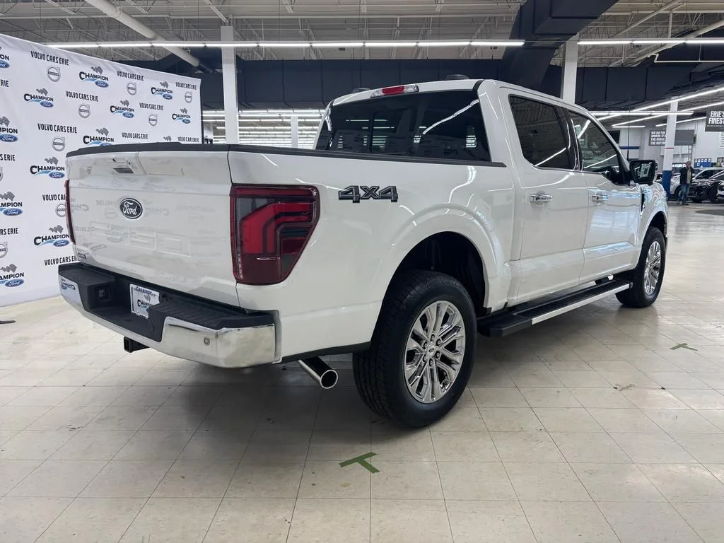 New 2026 Star White Metallic Tri-Coat Ford Lariat® image 8