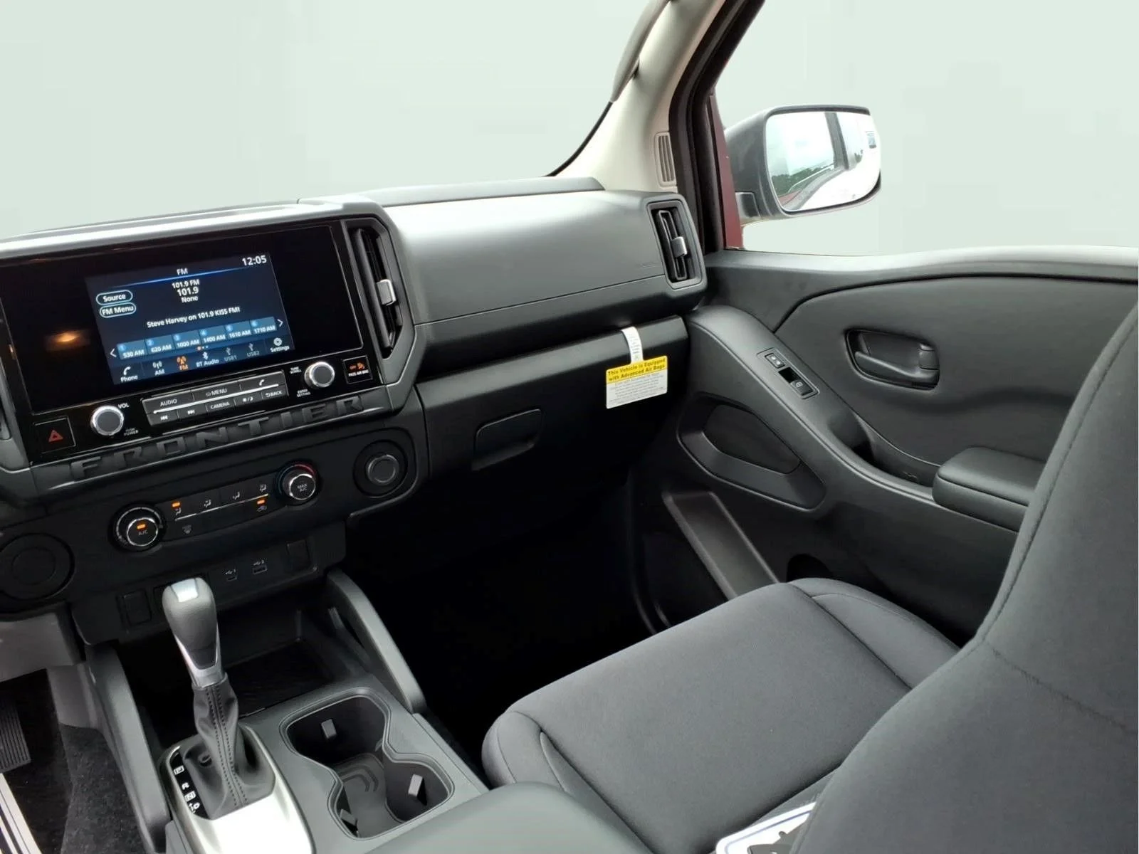 New 2026 Glacier White Nissan King Cab® S image 9
