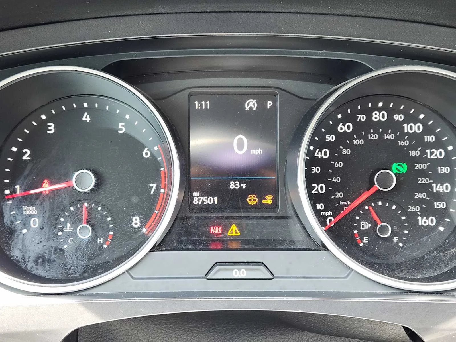 Used 2020 Platinum Gray Metallic Volkswagen SE image 15