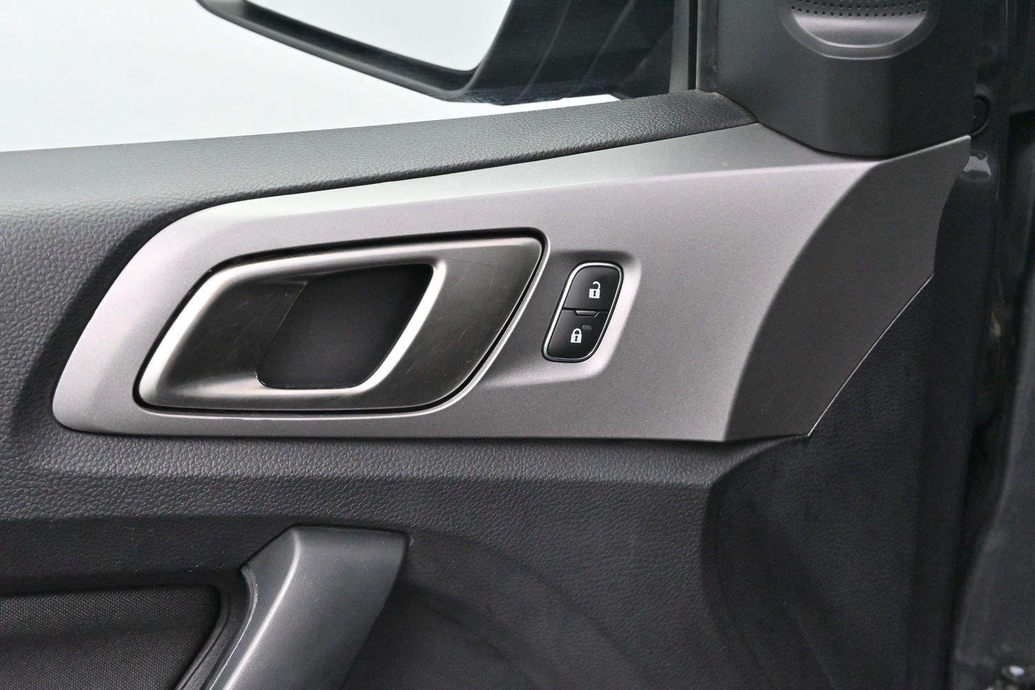 Used 2019 Magnetic Ford XLT image 11