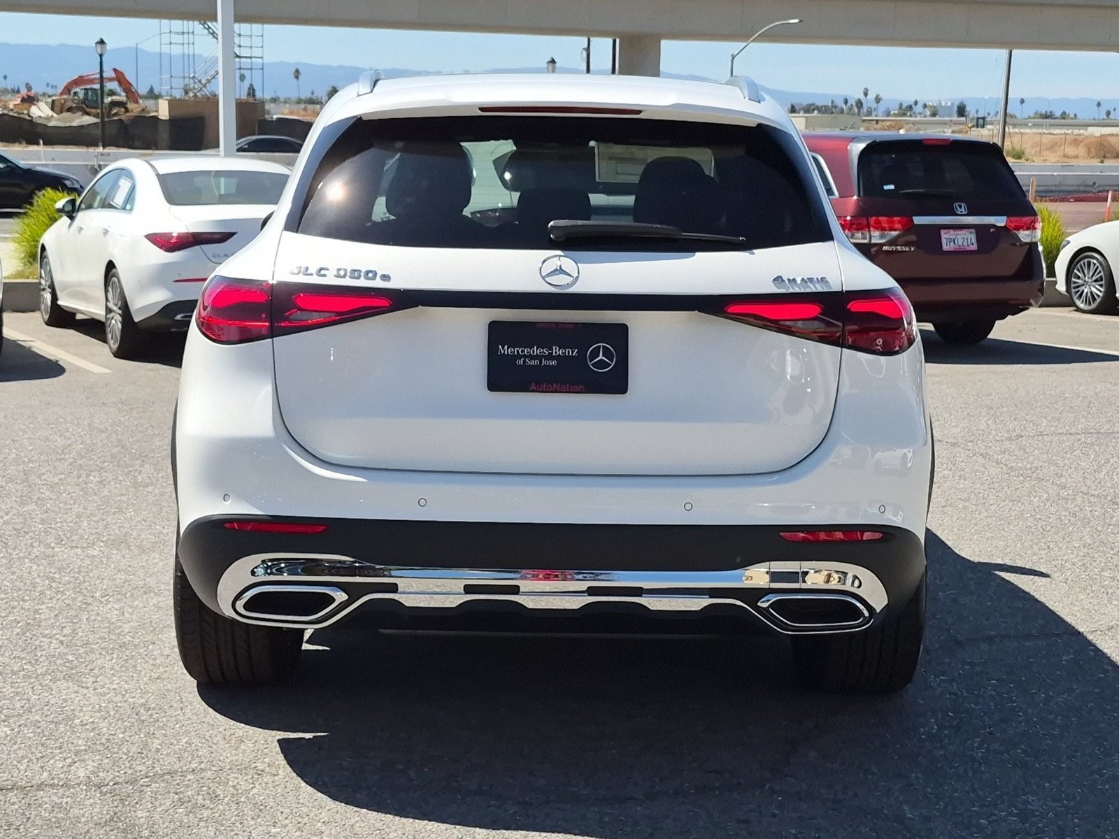 New 2027 Polar White Mercedes-Benz GLC 350e image 8