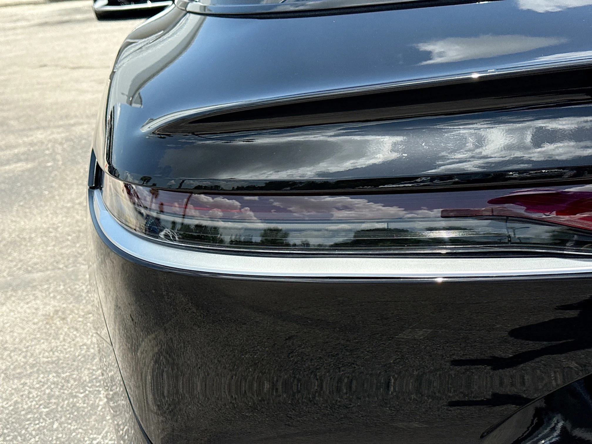 Used 2024 Infinite Black Metallic Lucid Touring image 10