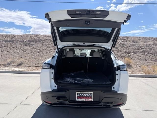 New 2026 Everest White Pearl TriCoat Nissan SV image 30