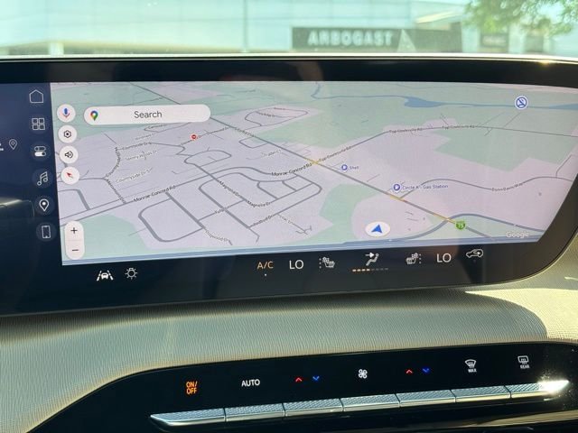 New 2026 Summit White Buick Preferred image 27