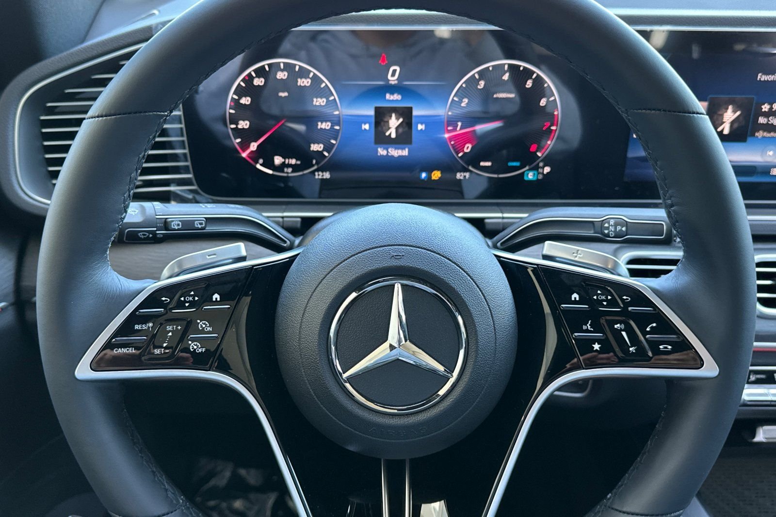 New 2026 Black Mercedes-Benz GLE 350 image 24