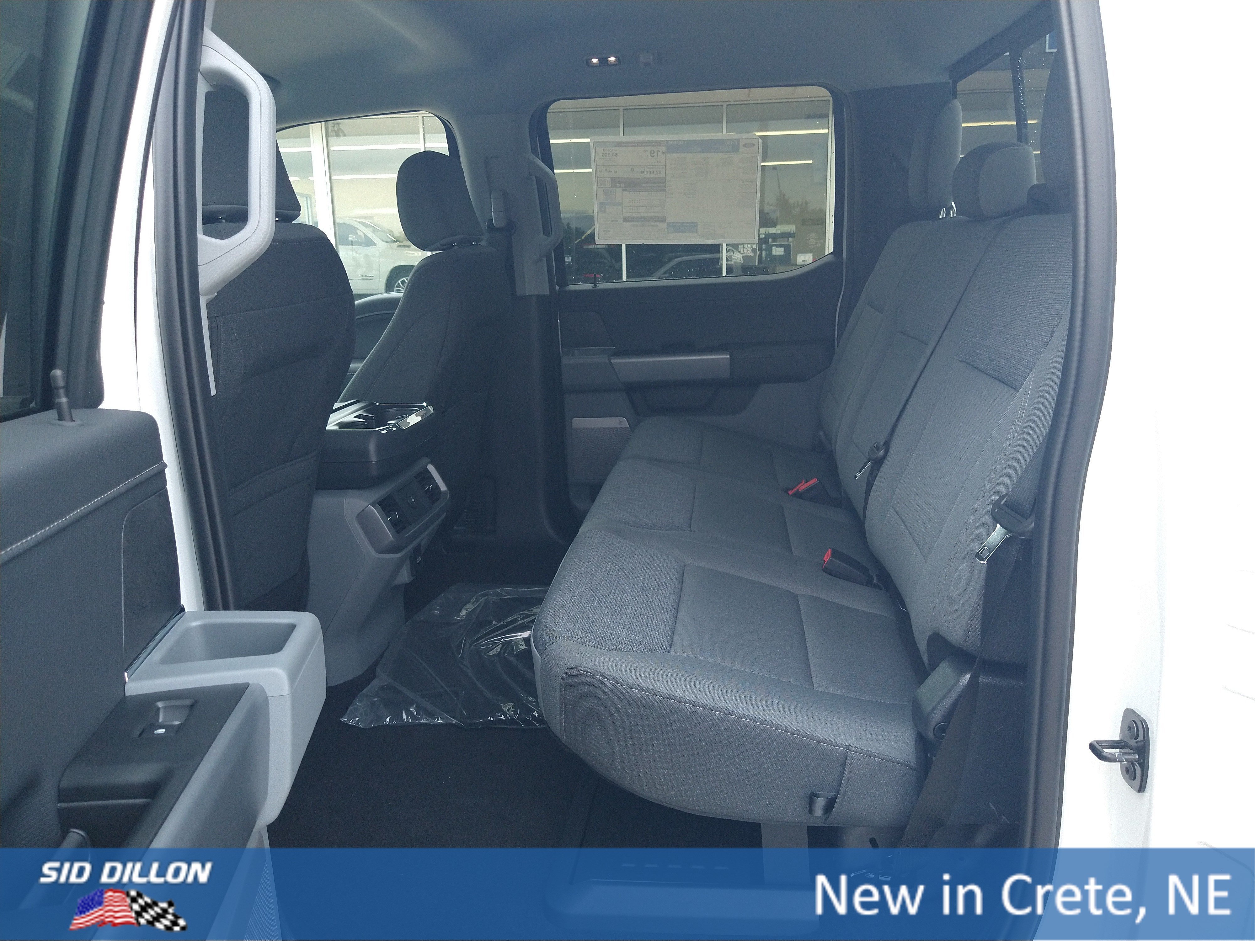 New 2026 Oxford White Ford XLT image 5