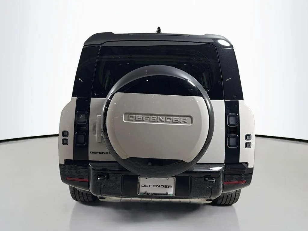 New 2026 Borasco Grey Land Rover X-Dynamic SE image 6