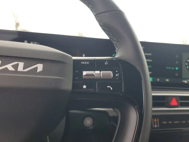 New 2026 Ebony Black Kia S image 18