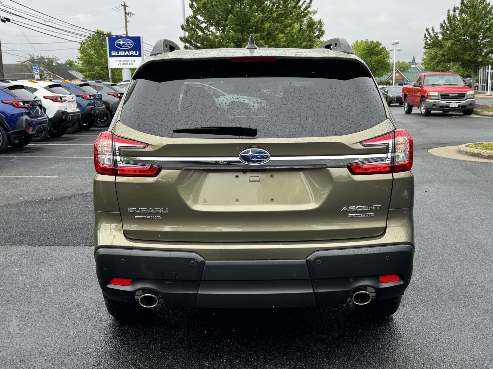 New 2026 AUTUMN GREEN METALLIC Subaru Limited 7-Passenger image 3