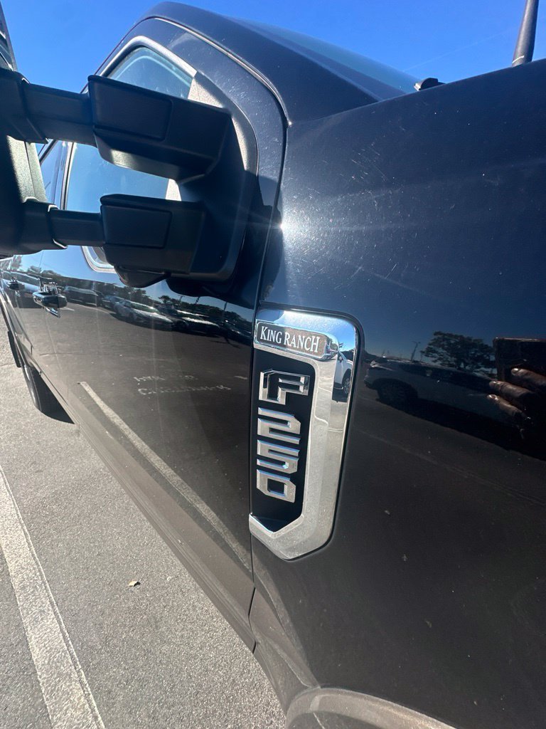 Used 2017  Ford King Ranch image 10