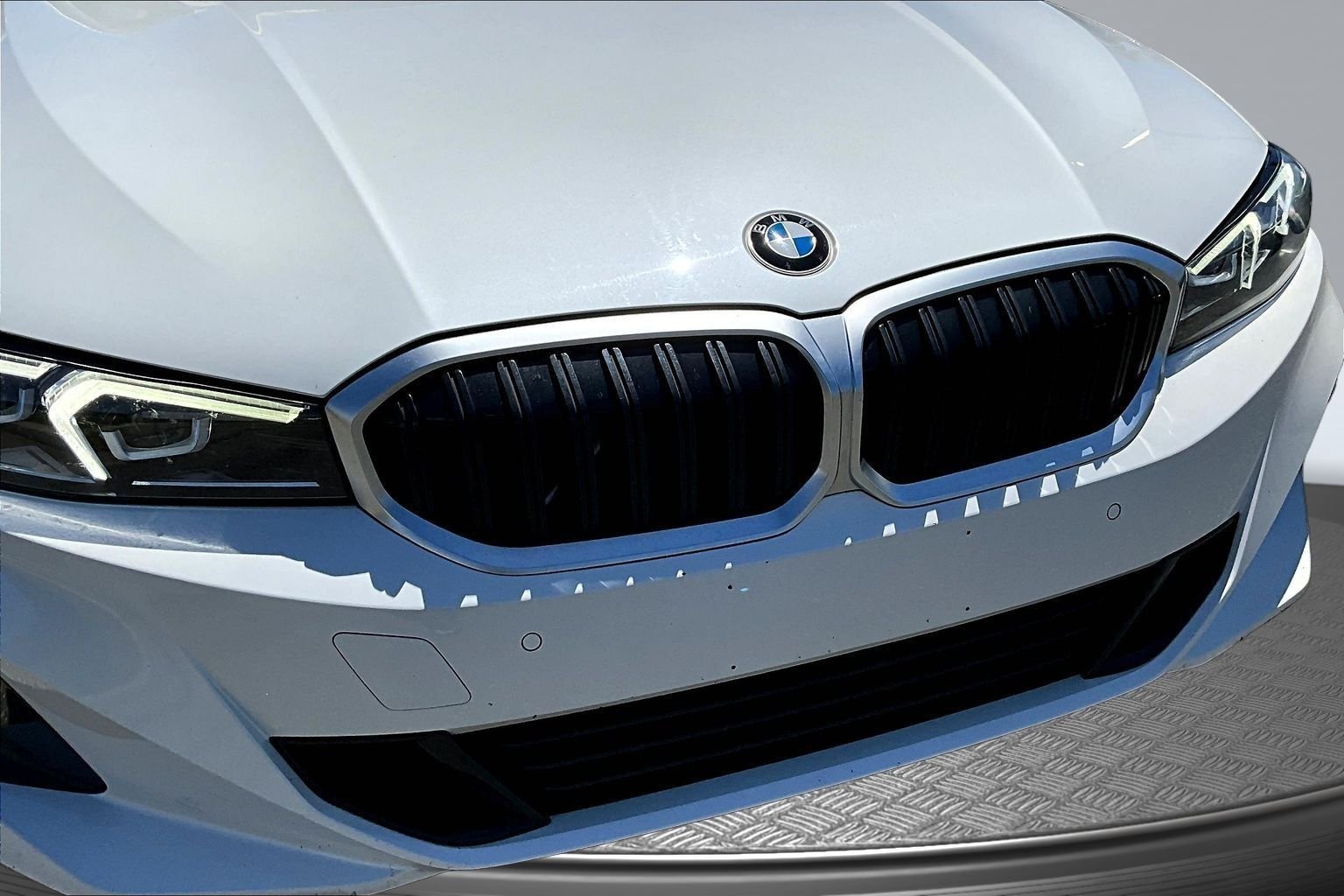 Used 2024 White BMW 330i xDrive image 34