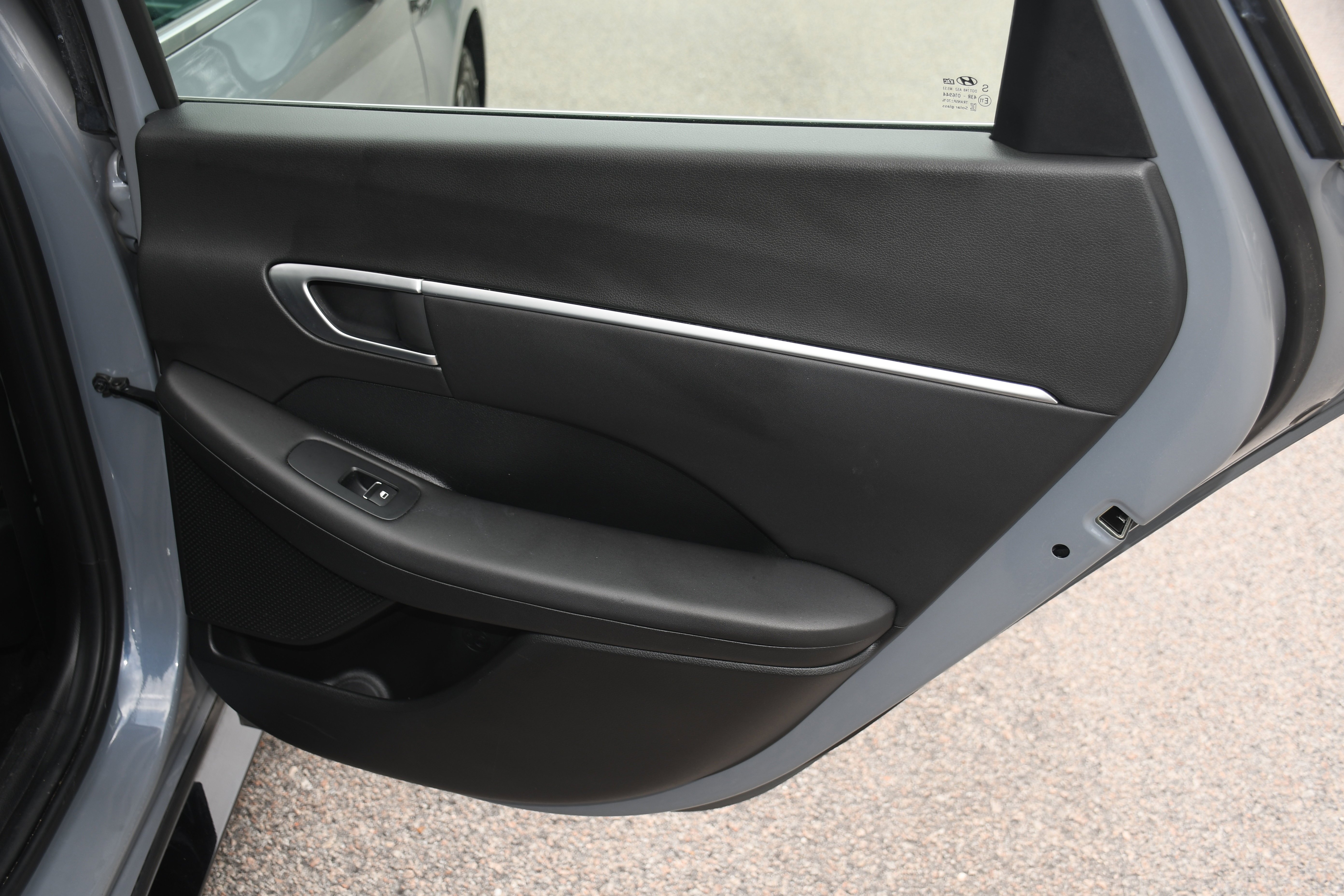 Used 2025 Blue Hyundai SEL image 19