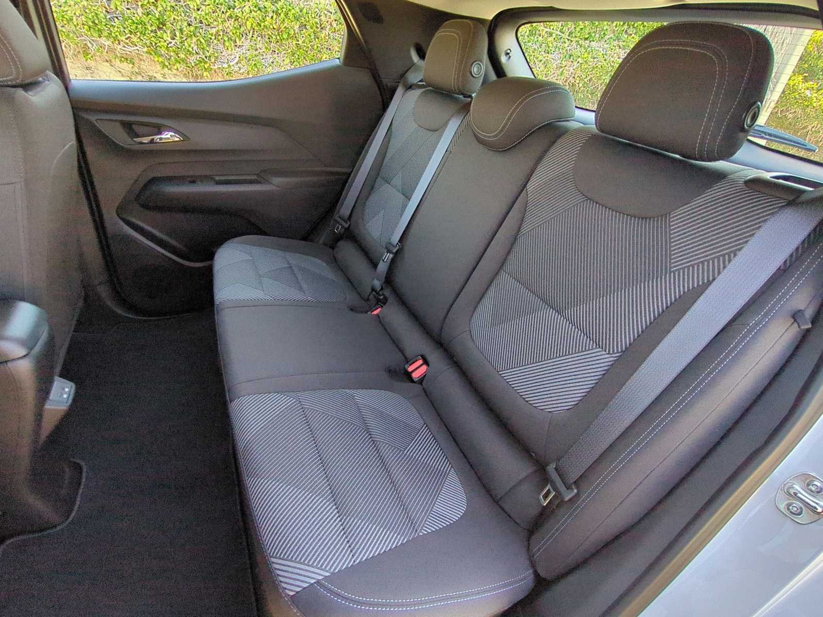 2027 Chevrolet Bolt LT - Photo 24