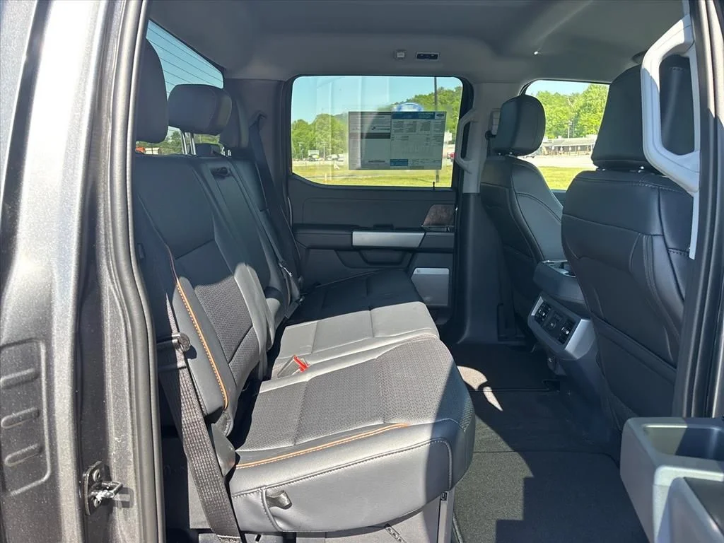 2026 Ford F-350 Super Duty XL - Photo 15