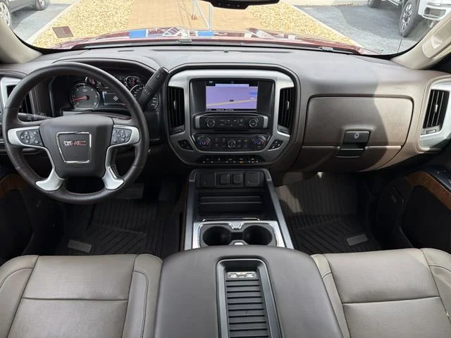 Used 2018 RED QUARTZ TINTCOAT GMC SLT image 12