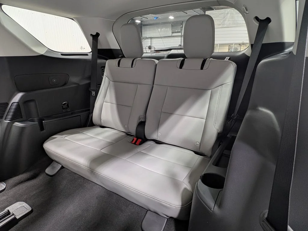 New 2026 Space White Metallic Ford Active image 15