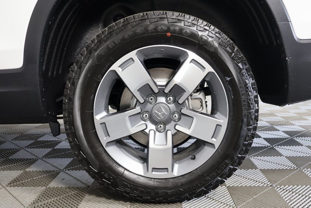 New 2026 Platinum White Pearl Honda RTL image 10