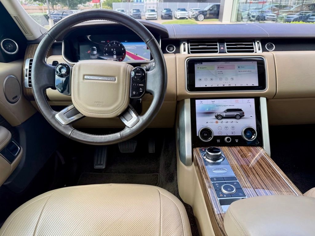 Used 2019 Fuji White Land Rover 5.0L V8 Supercharged image 8