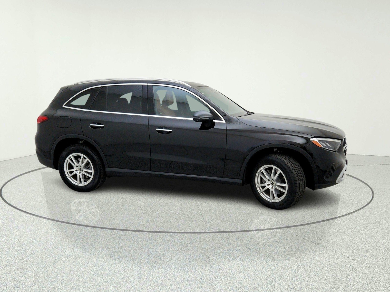 Certified Used 2023 Black Mercedes-Benz GLC 300 image 6