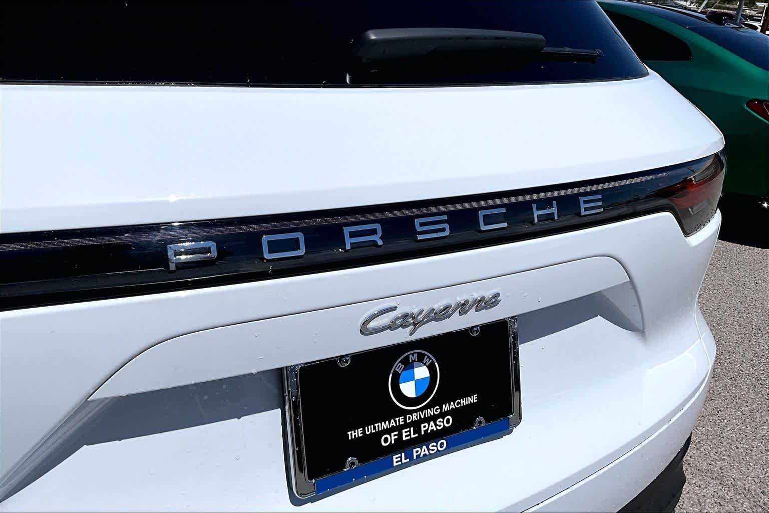 Used 2023 White Porsche  image 9