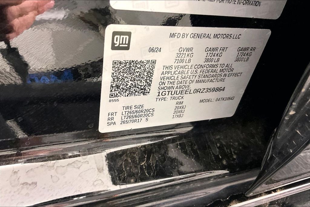 Used 2024 Black GMC AT4 image 4