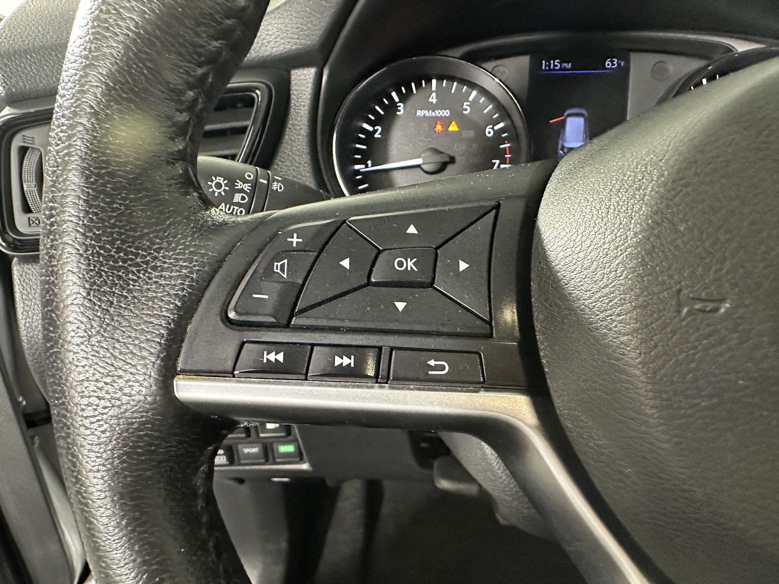 Used 2019 Gy Nissan  image 40