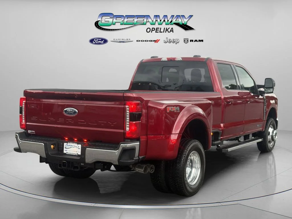 New 2026 Ruby Red Metallic Tinted Clearcoat Ford F-350® Lariat® image 37