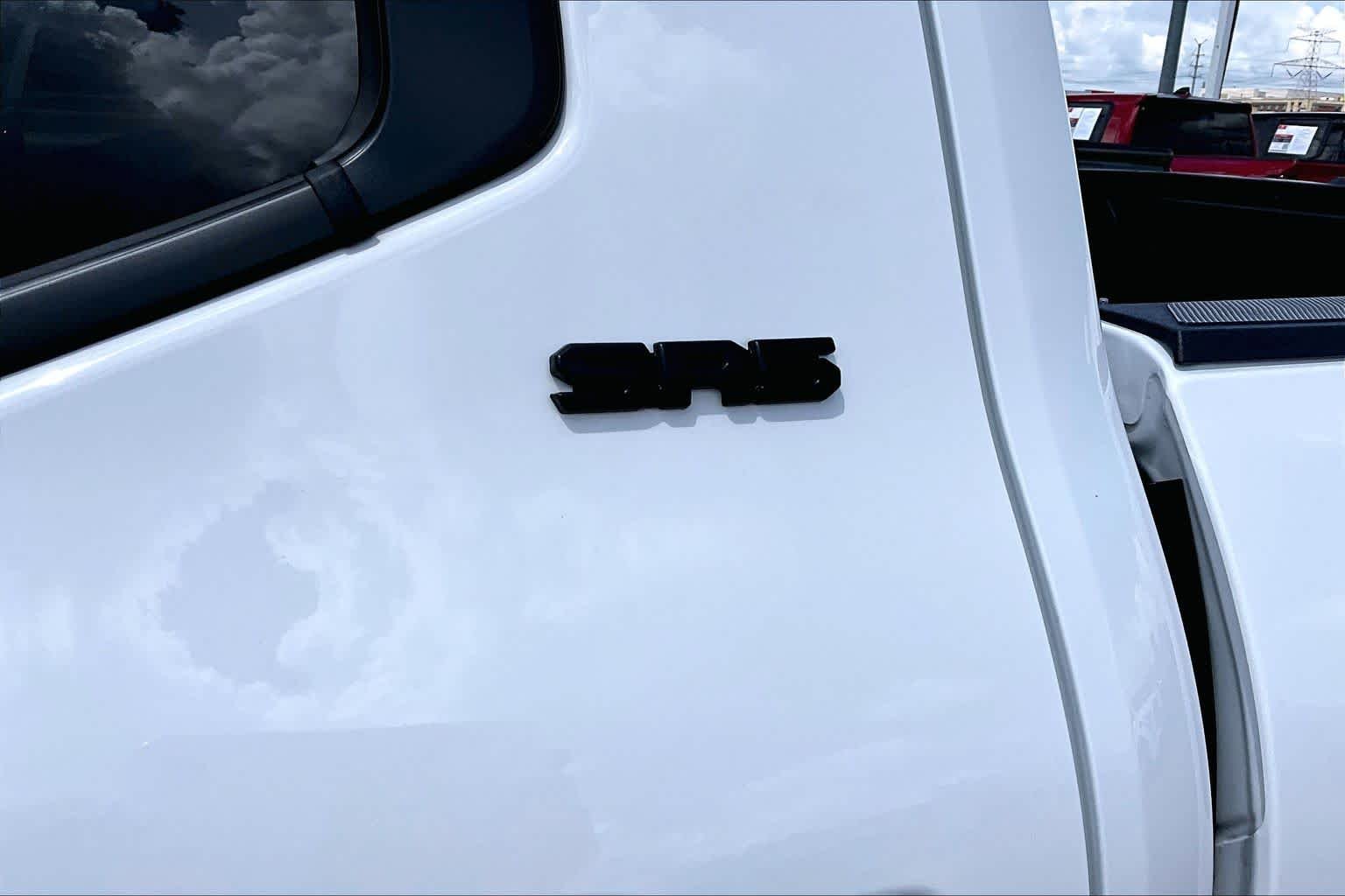 Used 2026 Ice Cap Toyota SR5 image 10