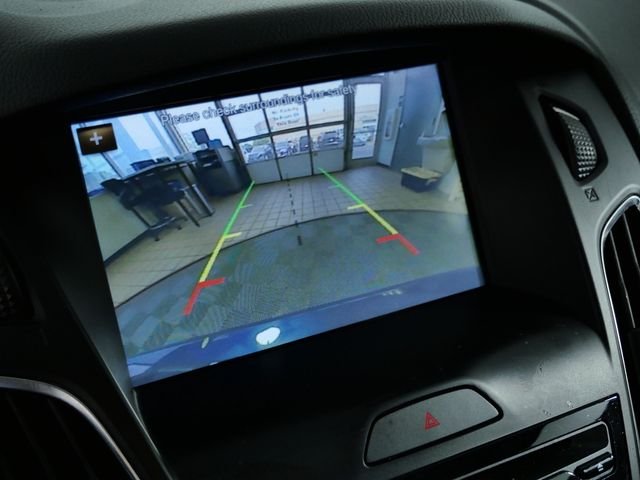 Used 2017 Blue Ford SEL image 26