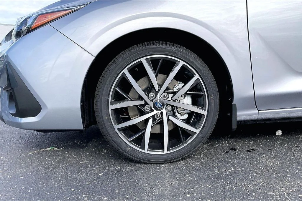 New 2026 ICE SILVER METALLIC Subaru Sport image 15