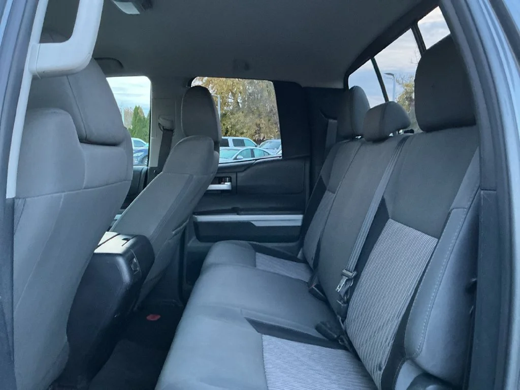 Used 2017 Gray Toyota SR5 image 27