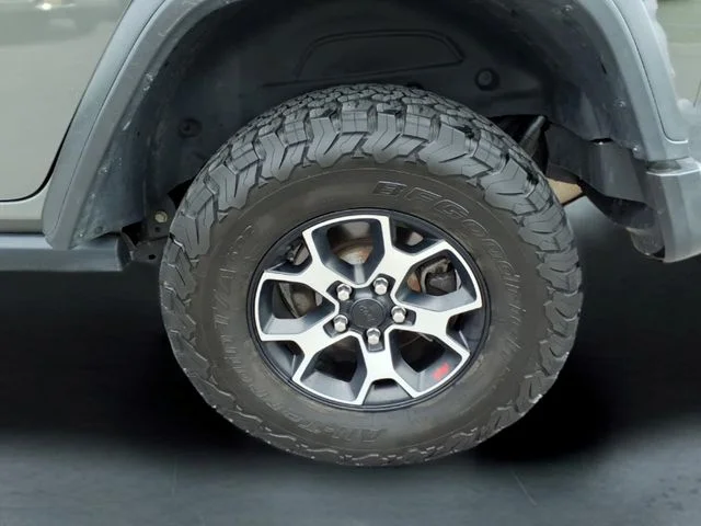 Used 2021 Gray Jeep Unlimited Rubicon image 13