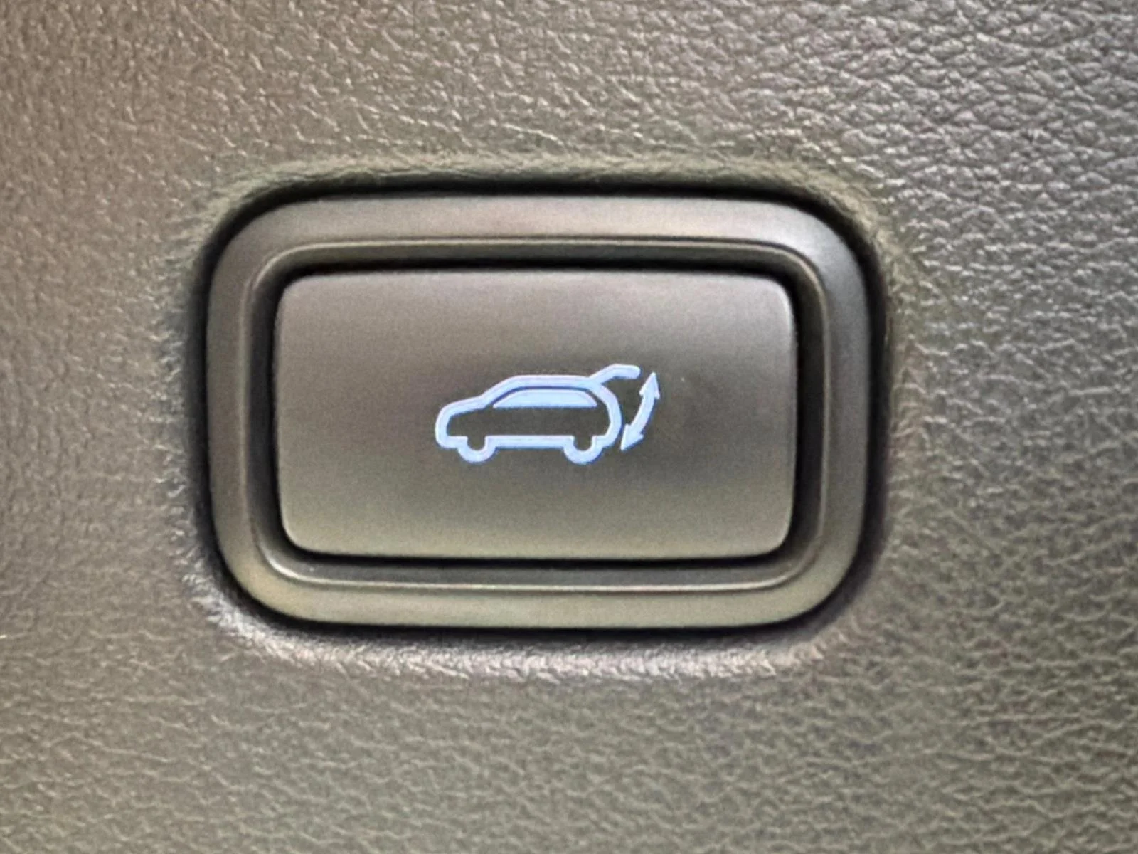 Used 2020 Gray Hyundai Limited image 21