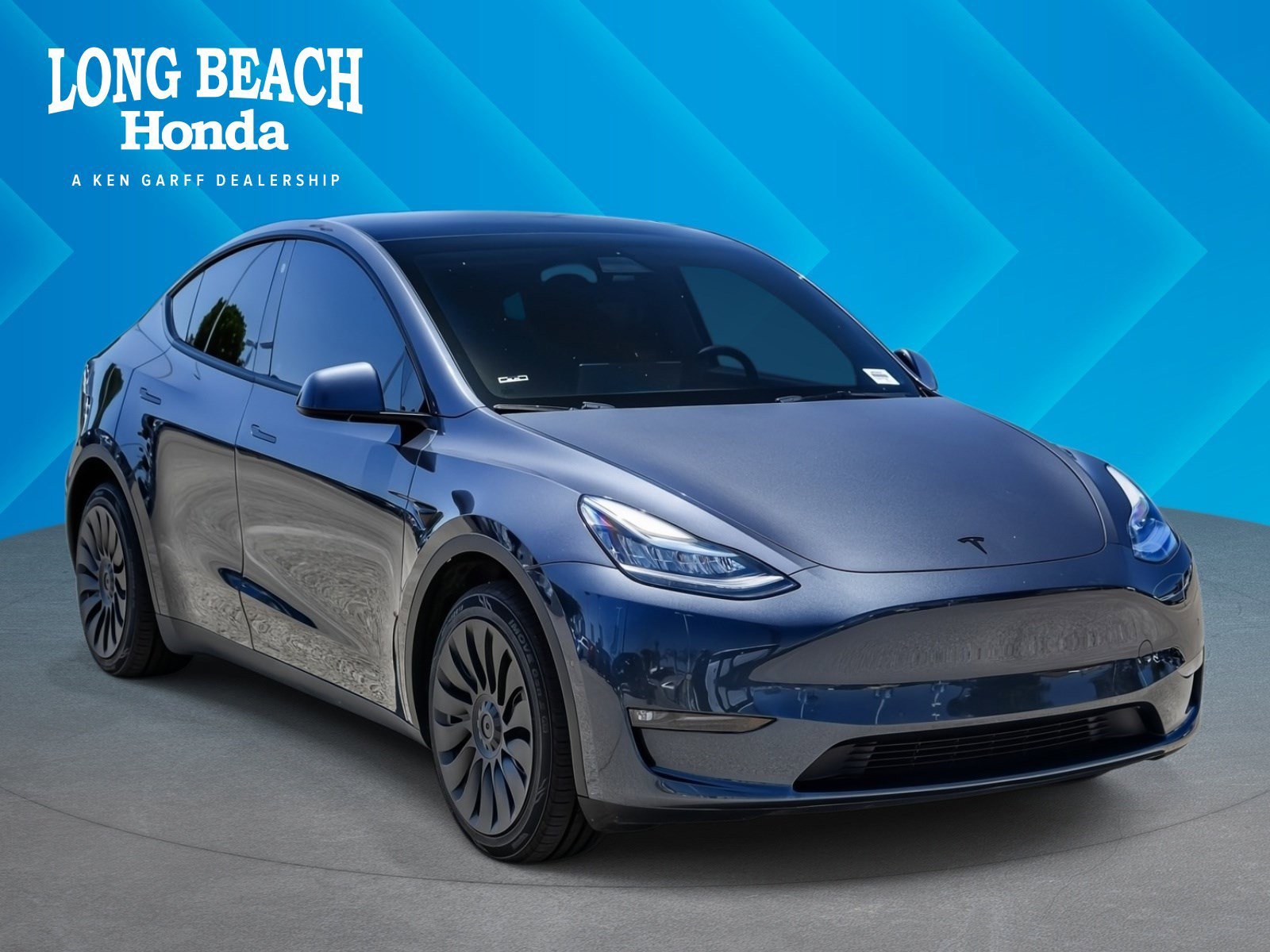 2022 Tesla Model Y Long Range Dual Motor All-Wheel Drive's photo