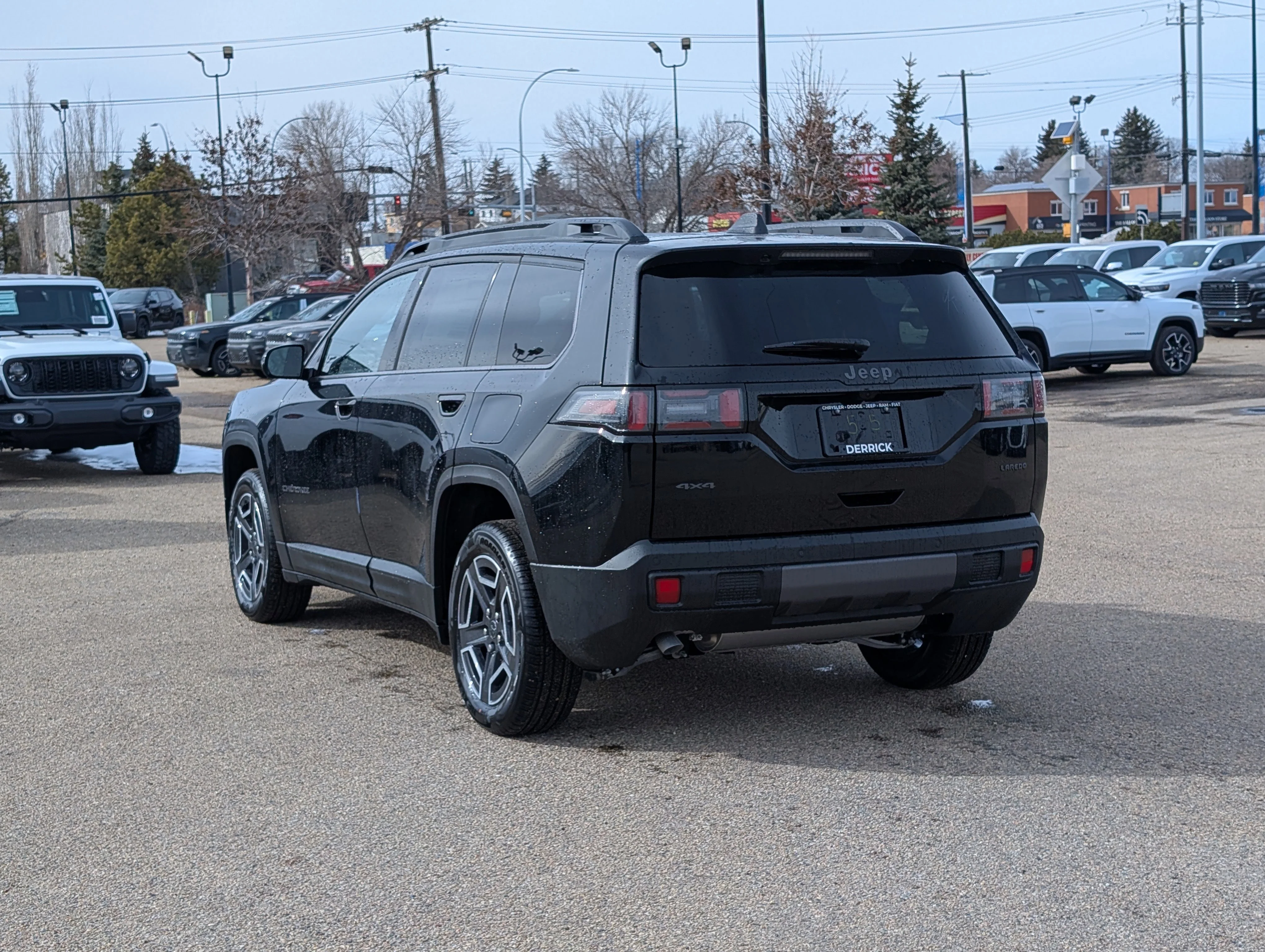 New 2026 Diamond Black Crystal Pearl Jeep Laredo image 4