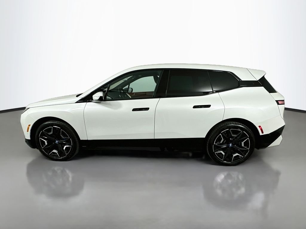 Certified Used 2024 White Metallic BMW xDrive50 image 8