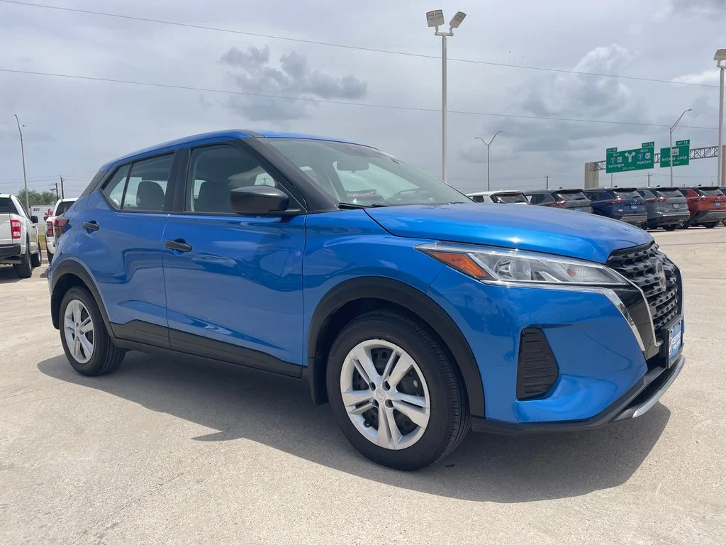 Certified Used 2024 Blue Nissan S image 7