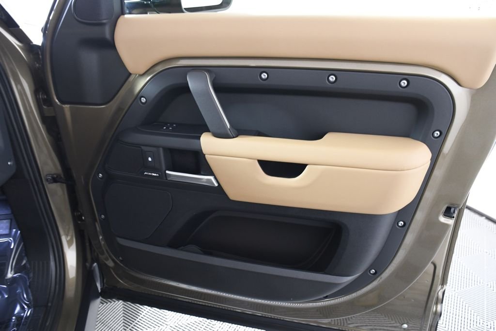 New 2026 Gondwana Stone Land Rover S image 18