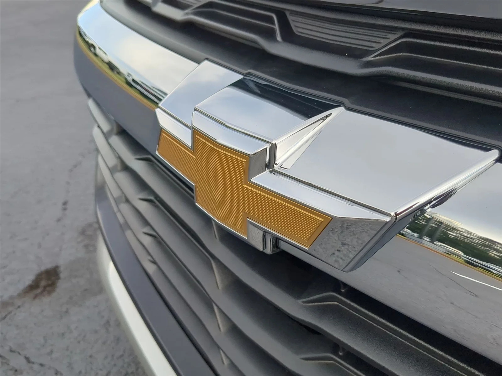 New 2026 Mosaic Black Metallic Chevrolet LT image 52