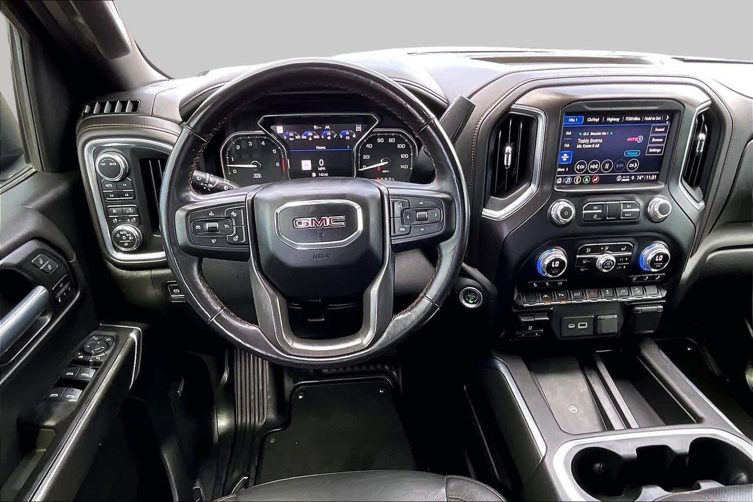 Used 2022 Dark Sky Metallic GMC AT4 image 5